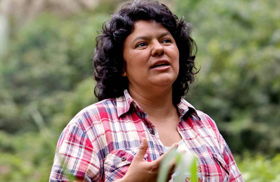 Honduras: nueva dilación en el juicio por el femicidio de Berta Cáceres -  LatFem
